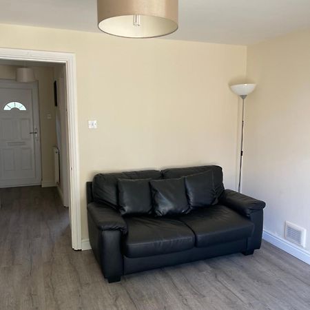House Number 4 Sleeps Up To 4 With Smart Tvs In Every Room Wellington  Exterior foto