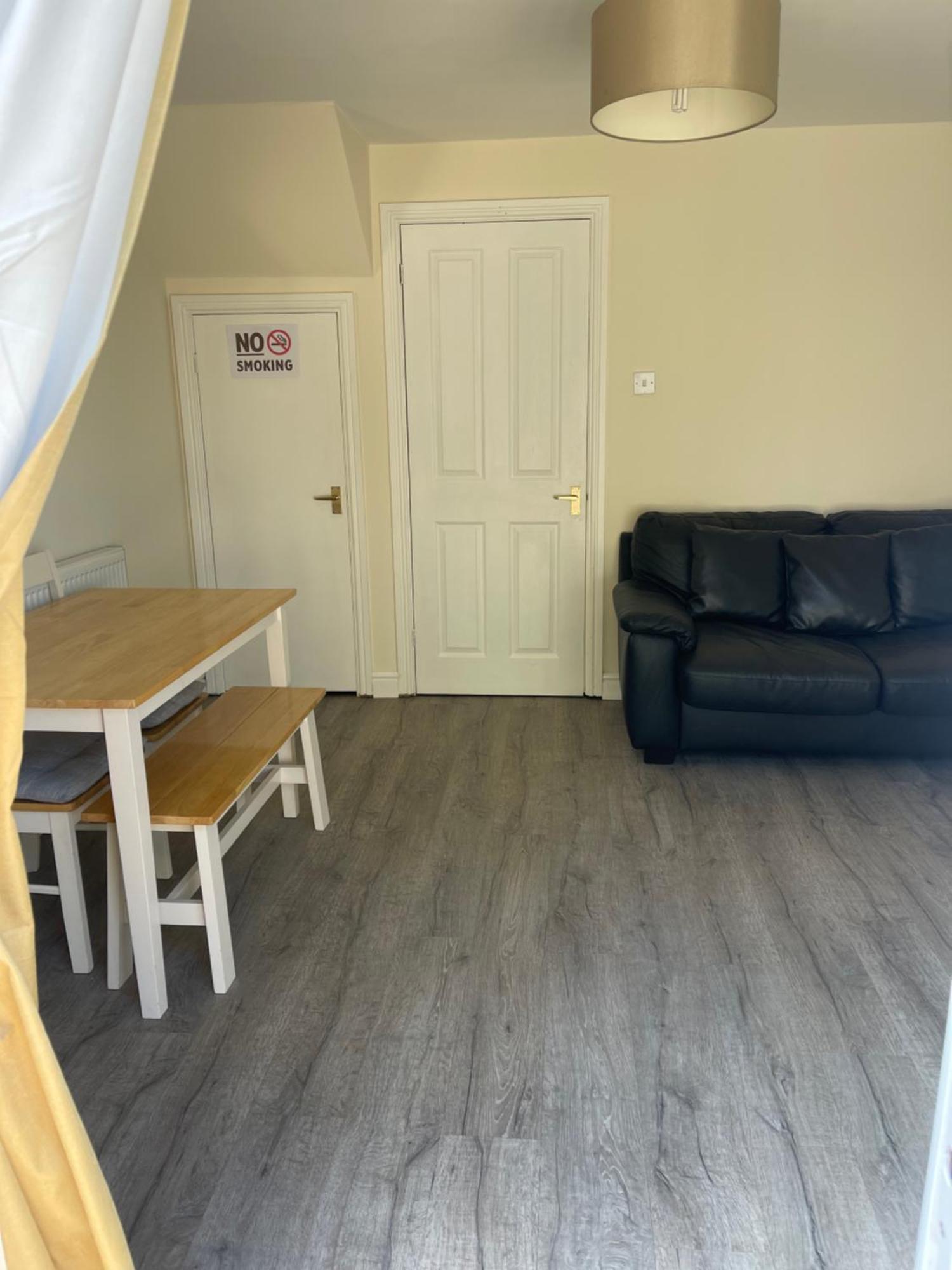 House Number 4 Sleeps Up To 4 With Smart Tvs In Every Room Wellington  Exterior foto