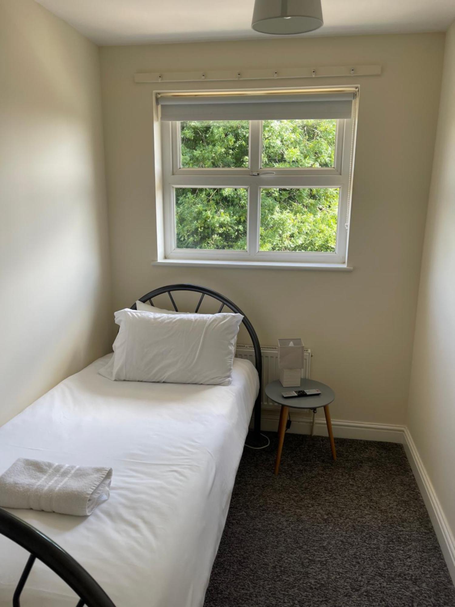 House Number 4 Sleeps Up To 4 With Smart Tvs In Every Room Wellington  Exterior foto